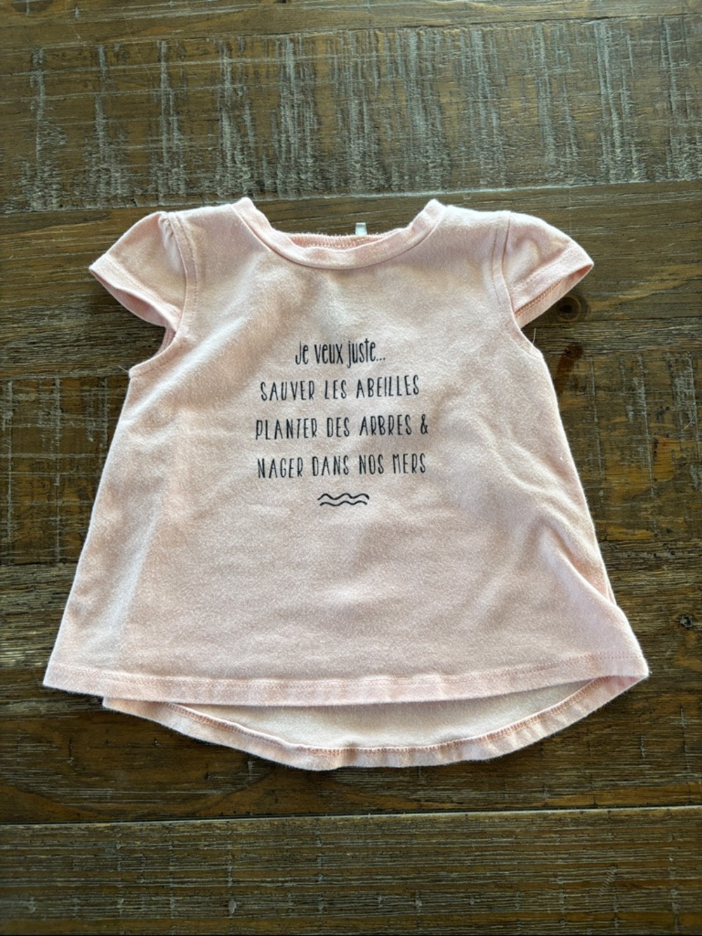 5/$10 Tag Soft Pink "Save the Bees" T-Shirt